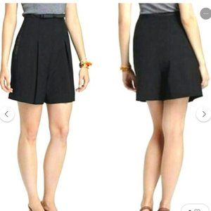 Elevenses Bow High Waisted Dapper Tuxedo Shorts Size 2